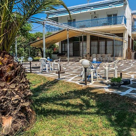 Galinis' Sea Front Studios Nea Kallikrateia Dış mekan fotoğraf