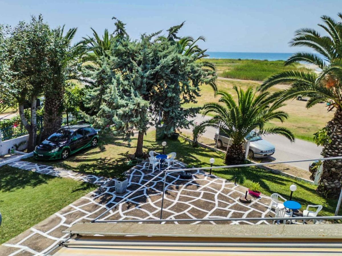 Galinis' Sea Front Studios Nea Kallikrateia Dış mekan fotoğraf