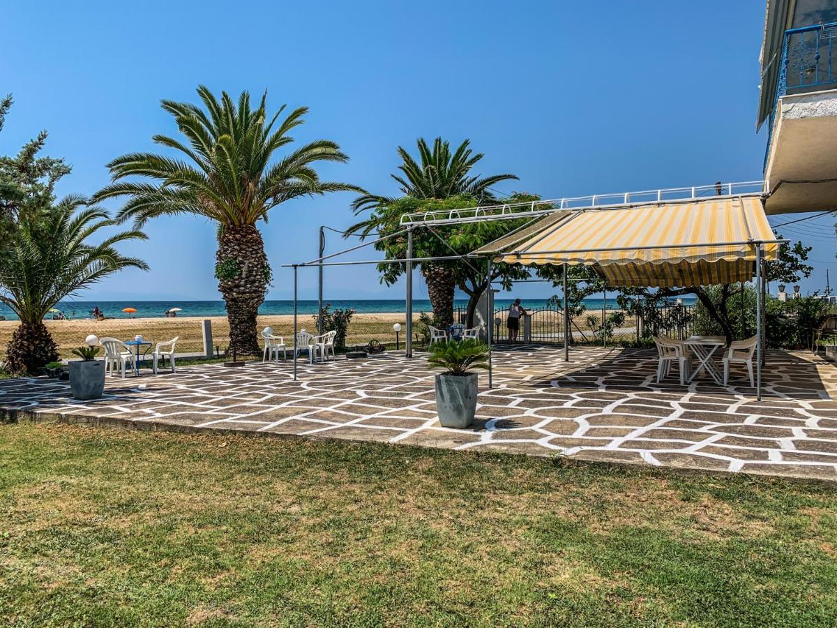 Galinis' Sea Front Studios Nea Kallikrateia Dış mekan fotoğraf