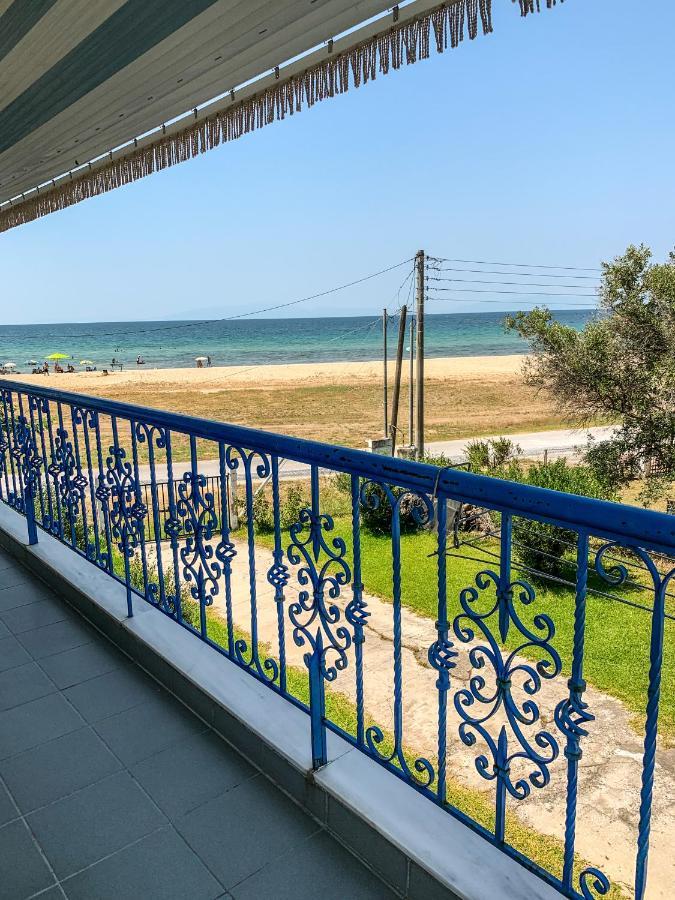 Galinis' Sea Front Studios Nea Kallikrateia Dış mekan fotoğraf